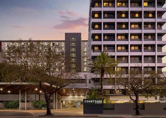 Courtyard By Marriott Darwin Hotel